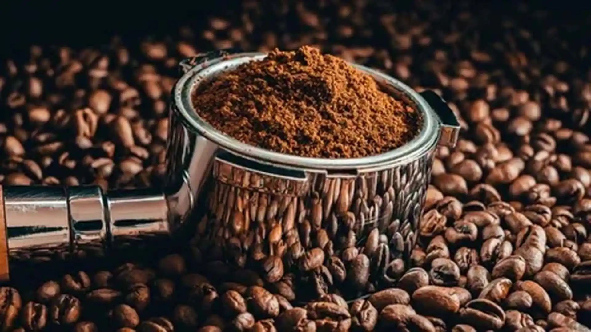 hot coffee cup with steam